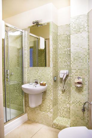 Imagen de la habitación del Hotel Dw&oacute;r Kombornia Hotel and SPA. Foto 12
