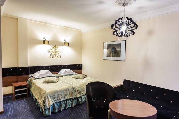 Imagen de la habitación del Hotel Dw&oacute;r Kombornia Hotel and SPA. Foto 15