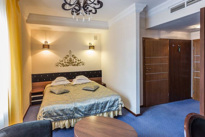 Imagen de la habitación del Hotel Dw&oacute;r Kombornia Hotel and SPA. Foto 19