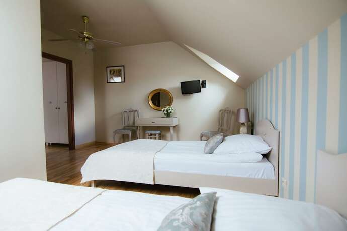 Imagen general del Hotel Dw&oacute;r Konstancin. Foto 10