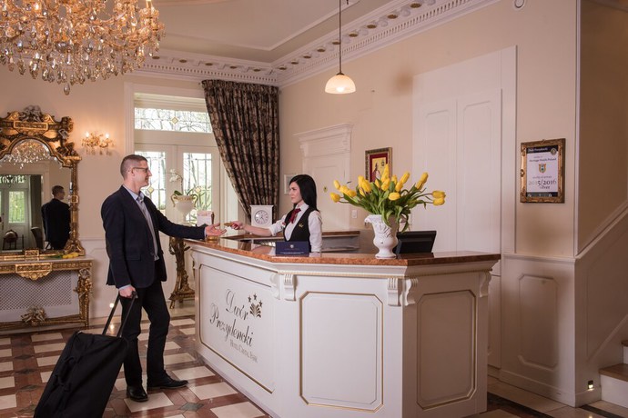 Imagen de los interiores del Hotel Dw&oacute;r Prezydencki Boutique Hotel and SPA. Foto 17
