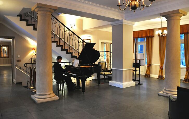 Imagen general del Hotel Dw&oacute;r Sierak&oacute;w. Foto 6