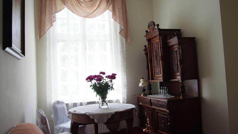Imagen de la habitación del Hotel Dw&oacute;r w Bychowie. Foto 10