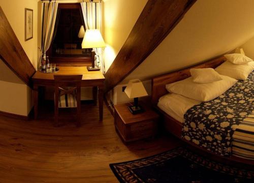 Imagen de la habitación del Hotel Dw&oacute;r w Zabużu. Foto 6