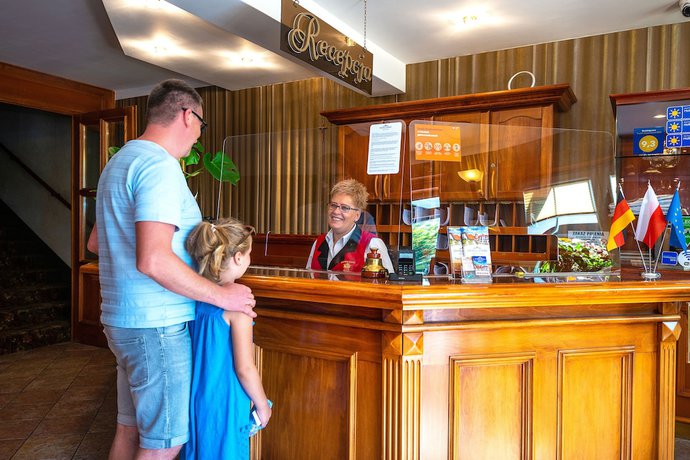 Imagen de los interiores del Hotel Dworek Morski Mielno. Foto 20