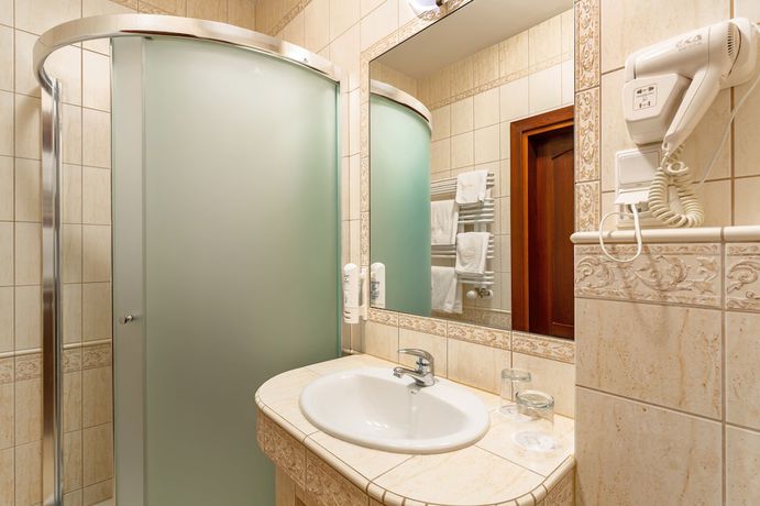 Imagen de la habitación del Hotel Dworek Tryumf Dąbrowscy Sp&oacute;łka Jawna. Foto 16