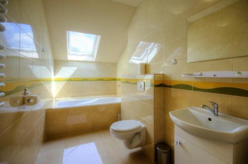 Imagen de la habitación del Hotel Dworek nad Wisłą. Foto 14