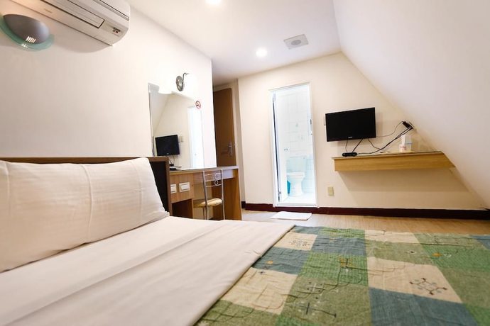 Imagen de la habitación del Hotel D.y.. Foto 10