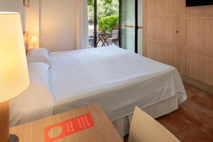 Imagen de la habitación del Hotel Dynamic Els Ports Resort. Foto 10