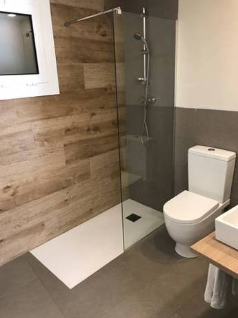 Imagen de la habitación del Hotel Dynamic Hotels Caldetes Barcelona. Foto 17