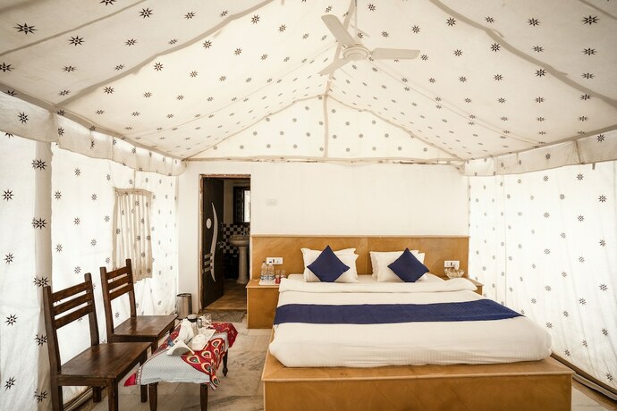 Imagen de la habitación del Hotel Dynasty Desert Camp. Foto 19