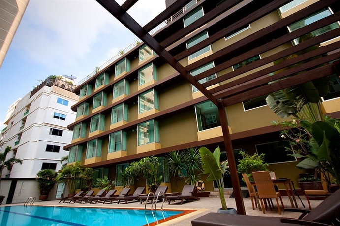 Imagen de la piscina del Hotel Dynasty Grande. Foto 12