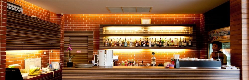 Imagen del bar/restaurante del Hotel Dynasty Grande. Foto 6
