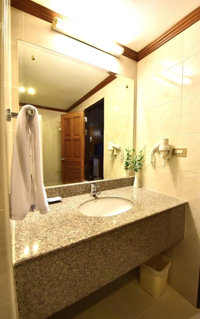 Imagen de la habitación del Hotel Dynasty Inn Pattaya. Foto 13