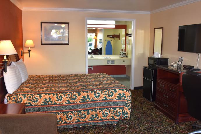 Imagen de la habitación del Hotel Dynasty Suites Santa Fe Springs. Foto 4