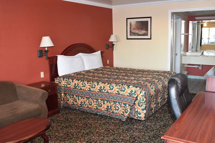Imagen general del Hotel Dynasty Suites Santa Fe Springs. Foto 1