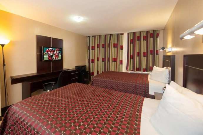 Imagen de la habitación del Hotel Dynasty and Suites New York LaGuardia. Foto 10