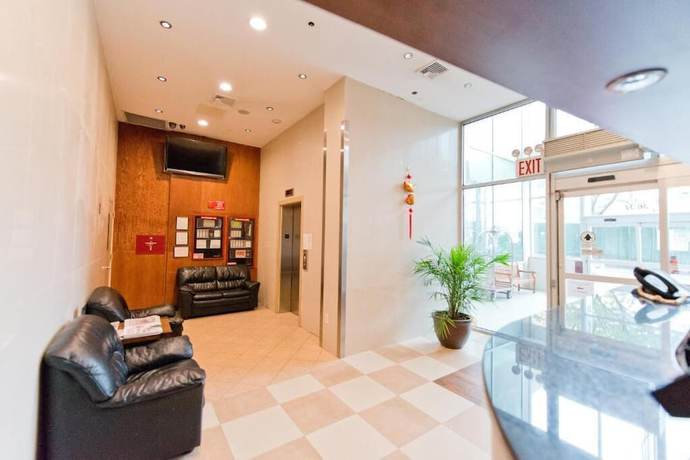 Imagen de los interiores del Hotel Dynasty and Suites New York LaGuardia. Foto 13