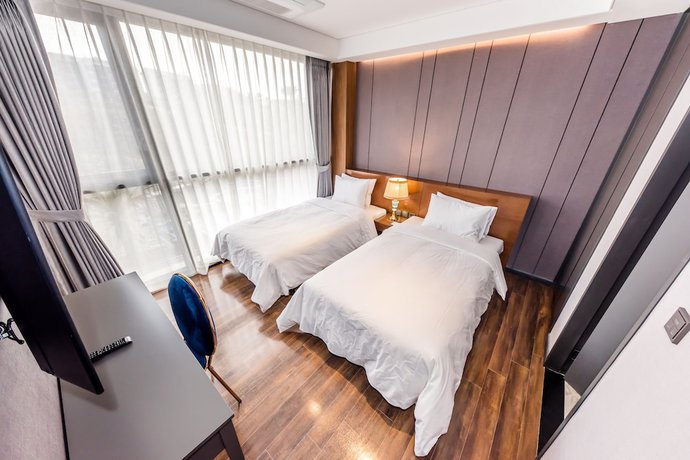 Imagen de la habitación del Hotel Dyneoceano. Foto 4