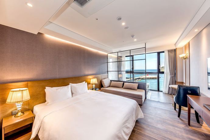 Imagen de la habitación del Hotel Dyneoceano. Foto 5