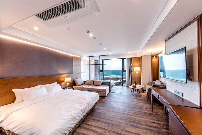 Imagen de la habitación del Hotel Dyneoceano. Foto 10
