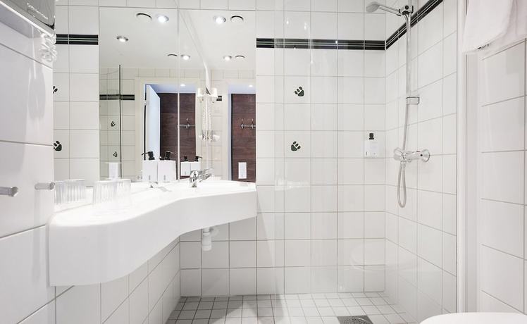 Imagen de la habitación del Hotel Dyreparken Safarihotell. Foto 13