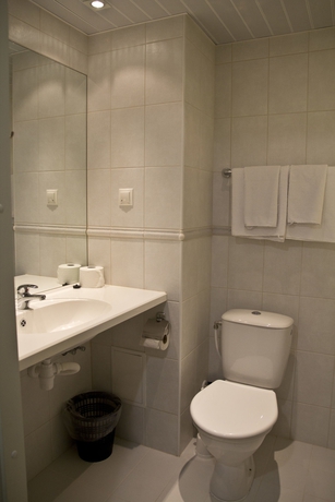 Imagen de la habitación del Hotel Dzingel. Foto 11