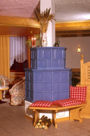 Imagen de los interiores del Hotel E Appartamenti Al Larice. Foto 19