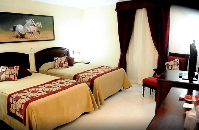 Imagen general del Hotel E Caballeriza. Foto 5