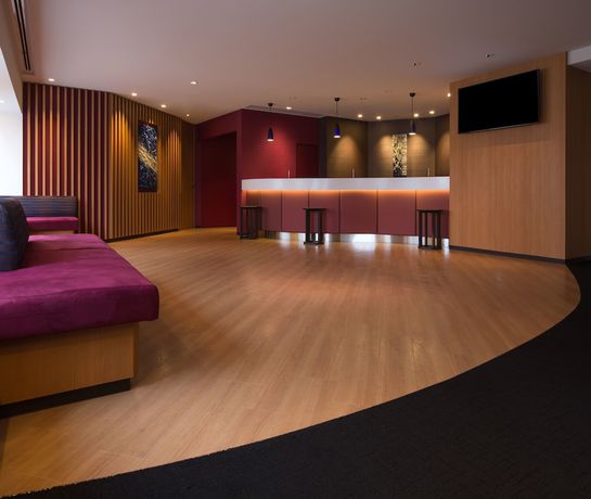 Imagen de los interiores del Hotel E Higashi Shinjuku. Foto 9