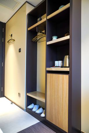 Imagen de la habitación del Hotel E Hong Kong. Foto 6