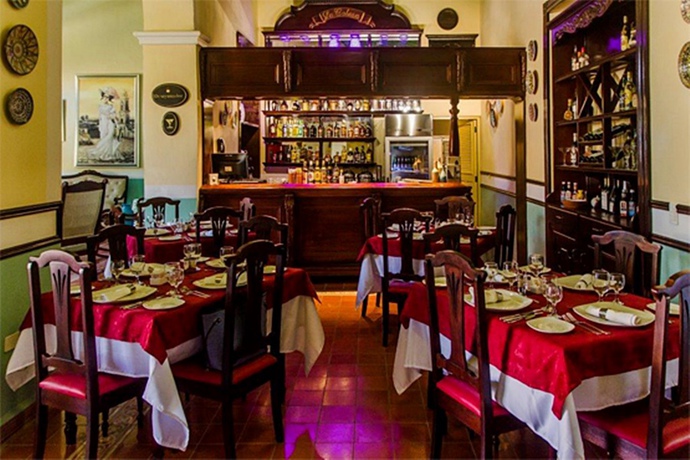 Imagen general del Hotel E LA CALESA. Foto 3