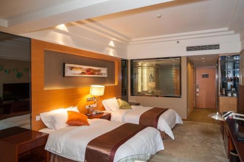 Imagen general del Hotel E Mei Shan Central Sunshine. Foto 3