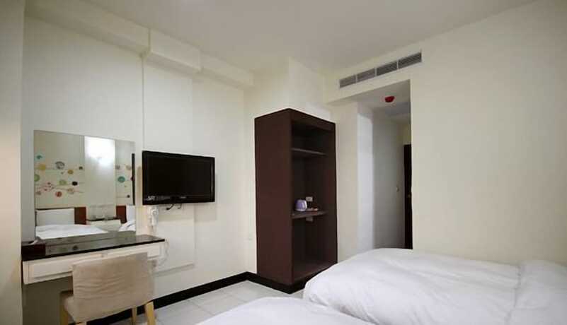 Imagen general del Hotel E Moon. Foto 10