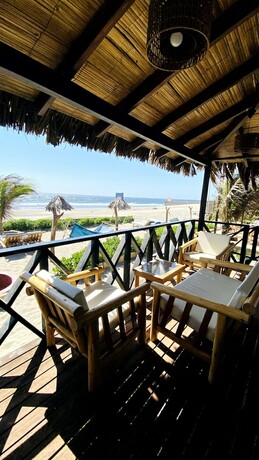 Imagen general del Hotel E Refugio de Vichayito. Foto 12