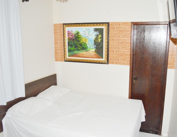 Imagen de la habitación del Hotel E Restaurante Residencial. Foto 12