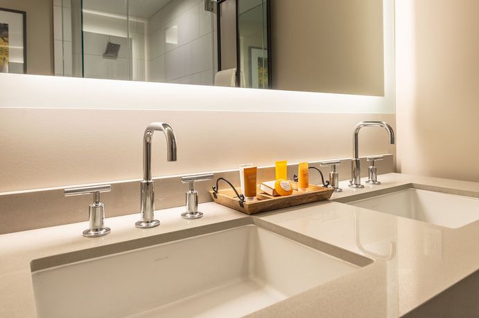 Imagen de la habitación del Hotel E, Santa Rosa. Foto 11