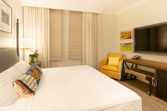 Imagen de la habitación del Hotel E, Santa Rosa. Foto 14