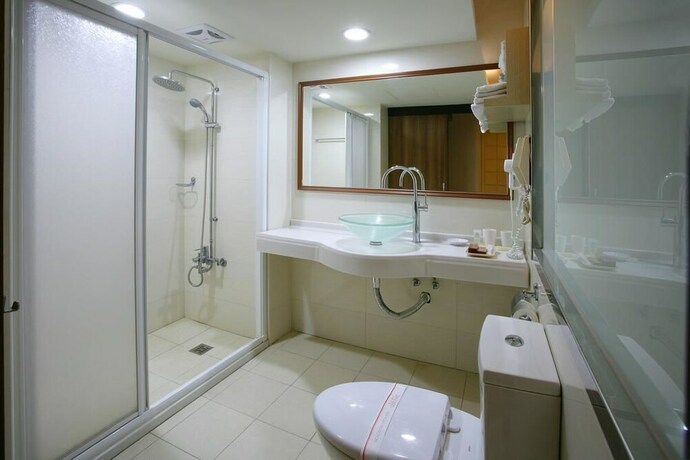 Imagen de la habitación del Hotel E Tung. Foto 30