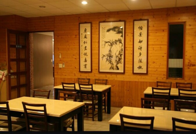 Imagen de los interiores del Hotel E Tung. Foto 37