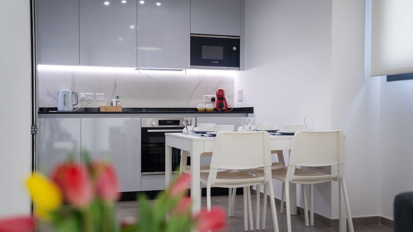 Imagen de la habitación del Hotel E1 Suites and Spa. Foto 15