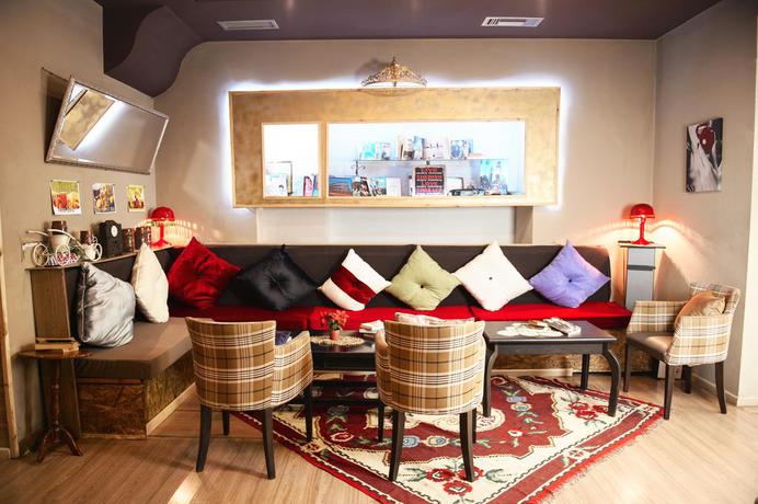 Imagen de los interiores del Hotel EAGLE, Tirana. Foto 12