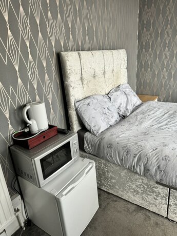 Imagen de la habitación del Hotel EASTON AT THE MAJESTIC. Foto 7