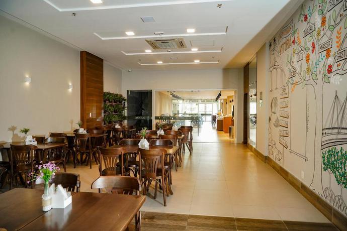 Imagen general del Hotel EASY VIT&Oacute;RIA RETA DA PENHA BY ATLANTICA. Foto 13