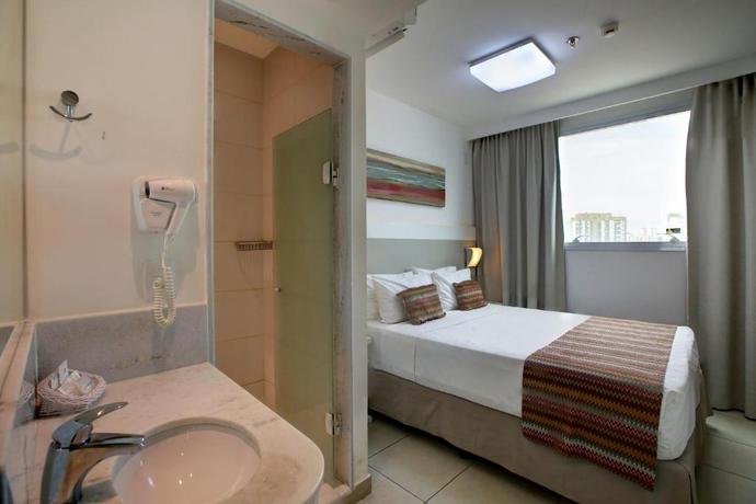 Imagen general del Hotel EASY VIT&Oacute;RIA RETA DA PENHA BY ATLANTICA. Foto 19