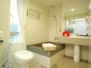 Imagen de la habitación del Hotel ECFA. Foto 5