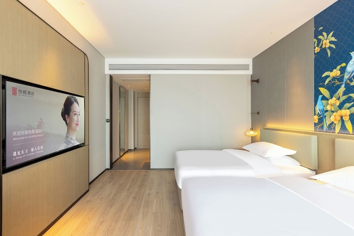 Imagen de la habitación del Hotel ECHENG. Foto 2