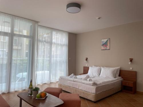Imagen general del Hotel ECO Palace. Foto 12
