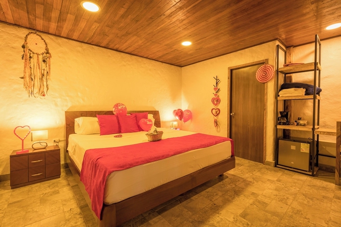 Imagen de la habitación del Hotel ECOHOTEL PIEDEMONTE. Foto 7
