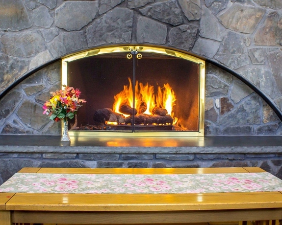 Imagen de los interiores del Hotel ECONO LODGE COLONIE CENTER MALL. Foto 16